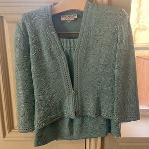 St. John exquisite skirt & jacket in turquoise with numerous stones & sparkle !